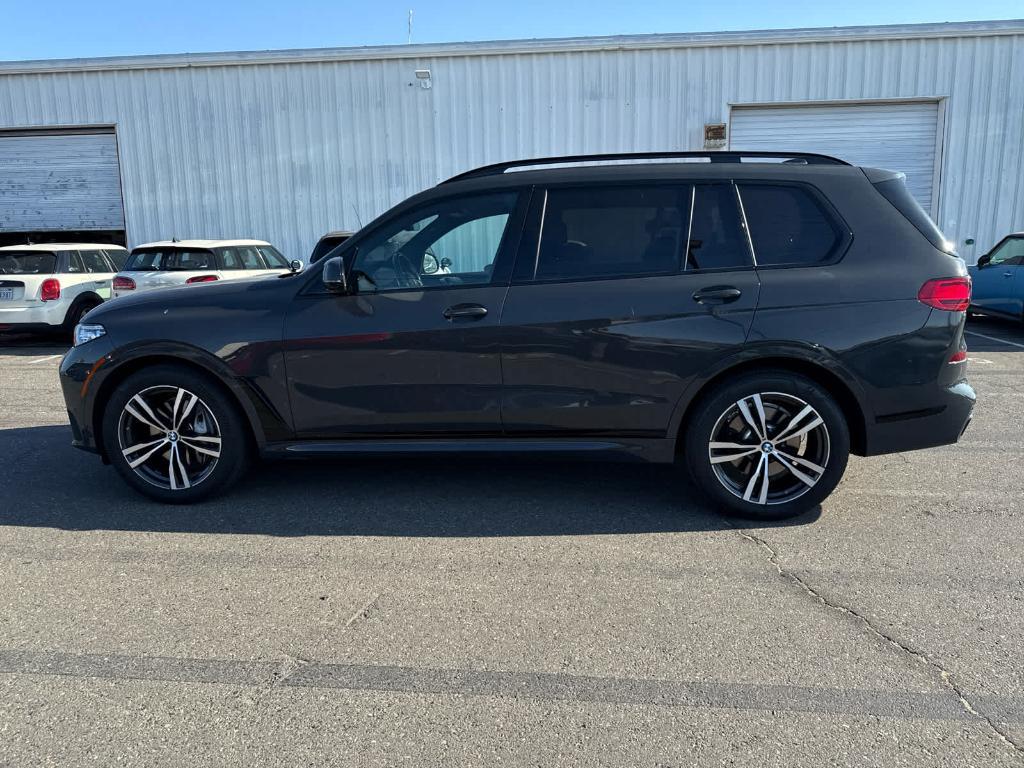 used 2022 BMW X7 car, priced at $57,353