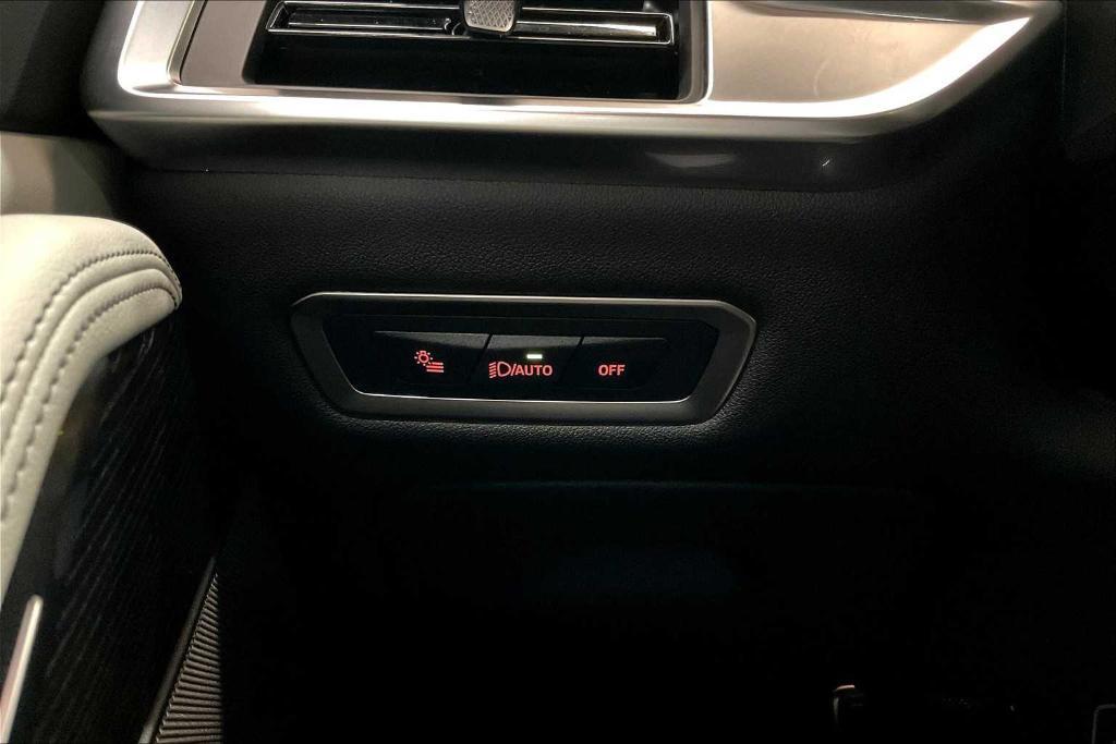 new 2026 BMW X7 car, priced at $97,525
