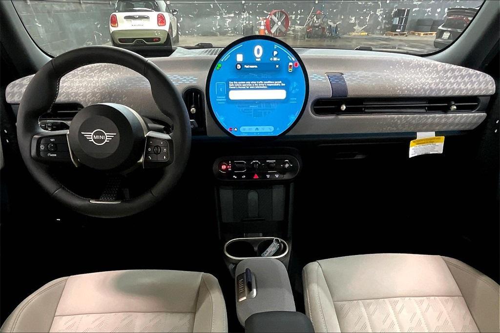 new 2025 MINI Hardtop car, priced at $38,410