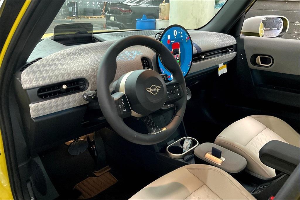 new 2025 MINI Hardtop car, priced at $38,410