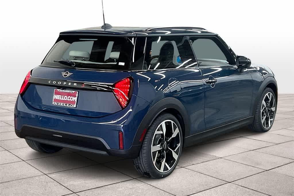 new 2025 MINI Hardtop car, priced at $39,045