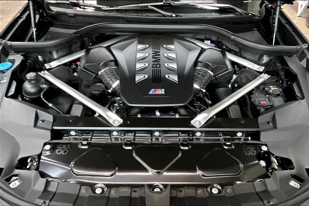 new 2026 BMW X7 car, priced at $121,275