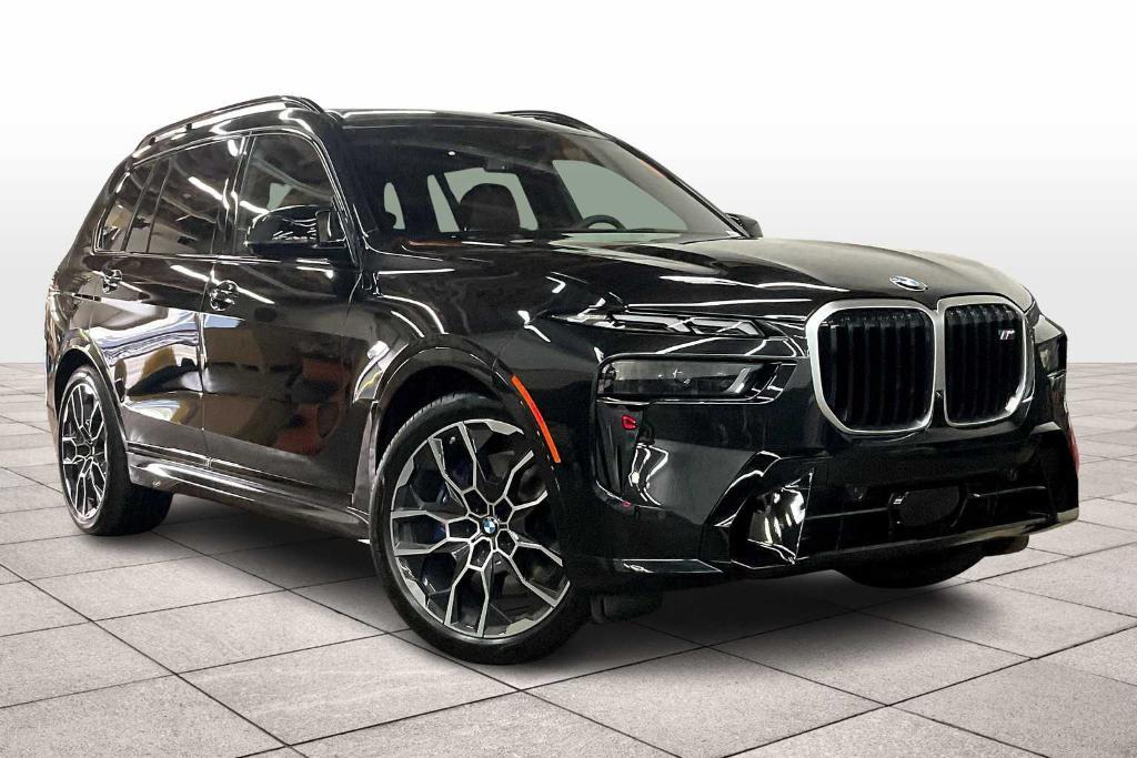 new 2026 BMW X7 car, priced at $121,275