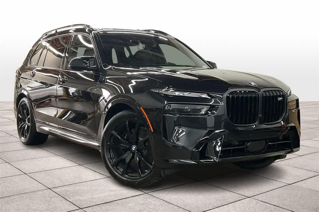 new 2025 BMW X7 car, priced at $126,245