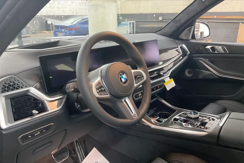 new 2025 BMW X7 car, priced at $126,245