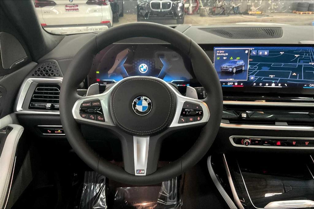 new 2026 BMW X7 car, priced at $100,090