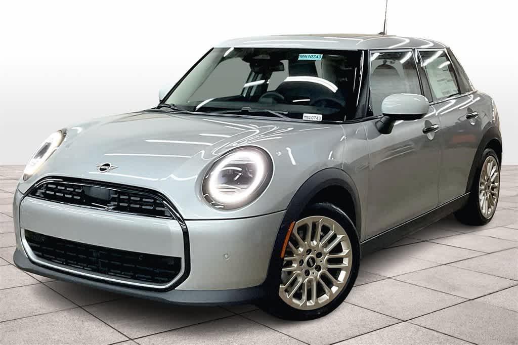 new 2025 MINI Hardtop car, priced at $33,970