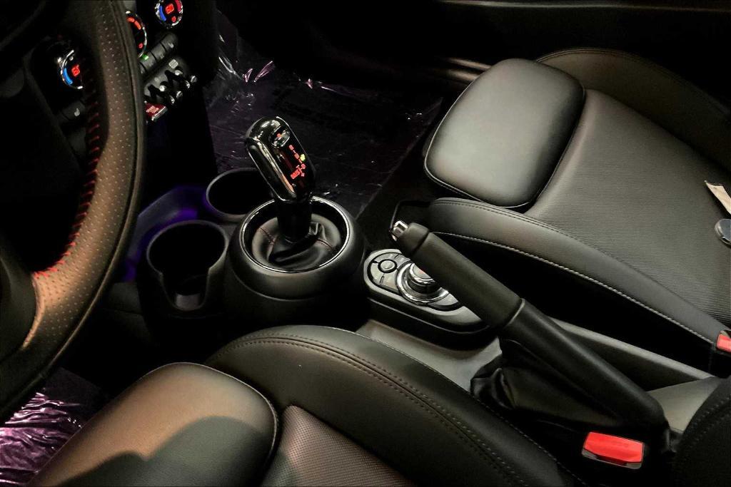 used 2021 MINI Hardtop car, priced at $20,992