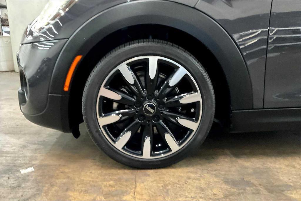 used 2021 MINI Hardtop car, priced at $20,992