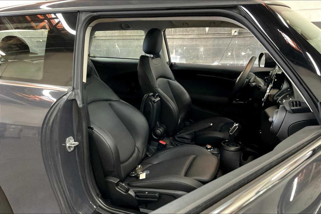 used 2021 MINI Hardtop car, priced at $20,992