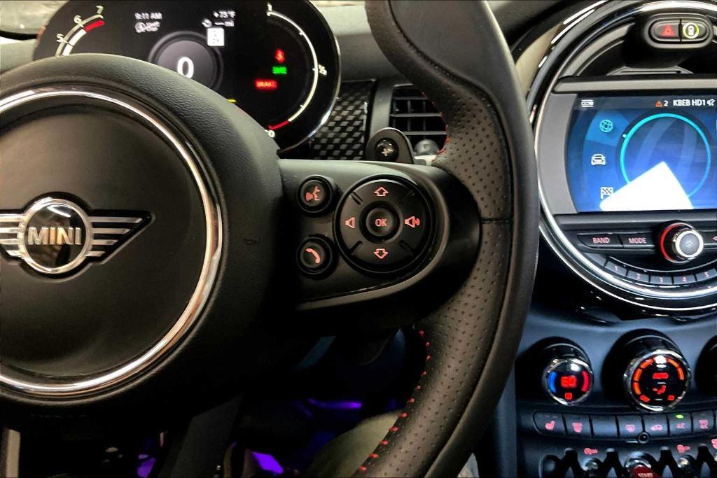 used 2021 MINI Hardtop car, priced at $20,992