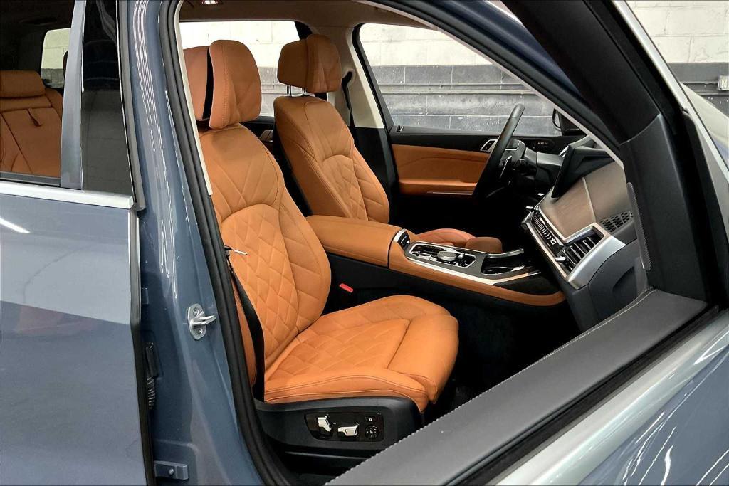 used 2024 BMW X7 car, priced at $79,393