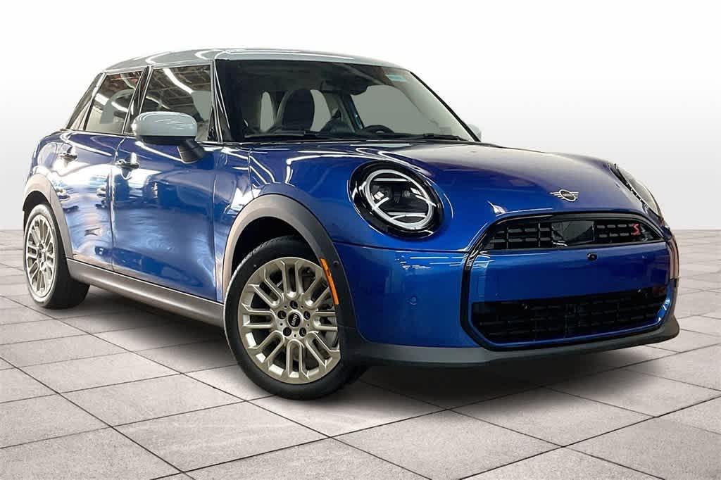 new 2025 MINI Hardtop car, priced at $38,295