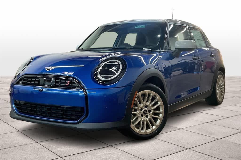 new 2025 MINI Hardtop car, priced at $38,295