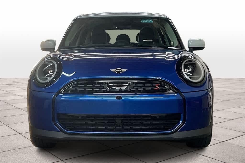 new 2025 MINI Hardtop car, priced at $38,295