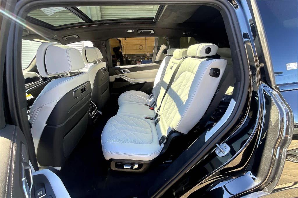 new 2026 BMW X7 car, priced at $95,765