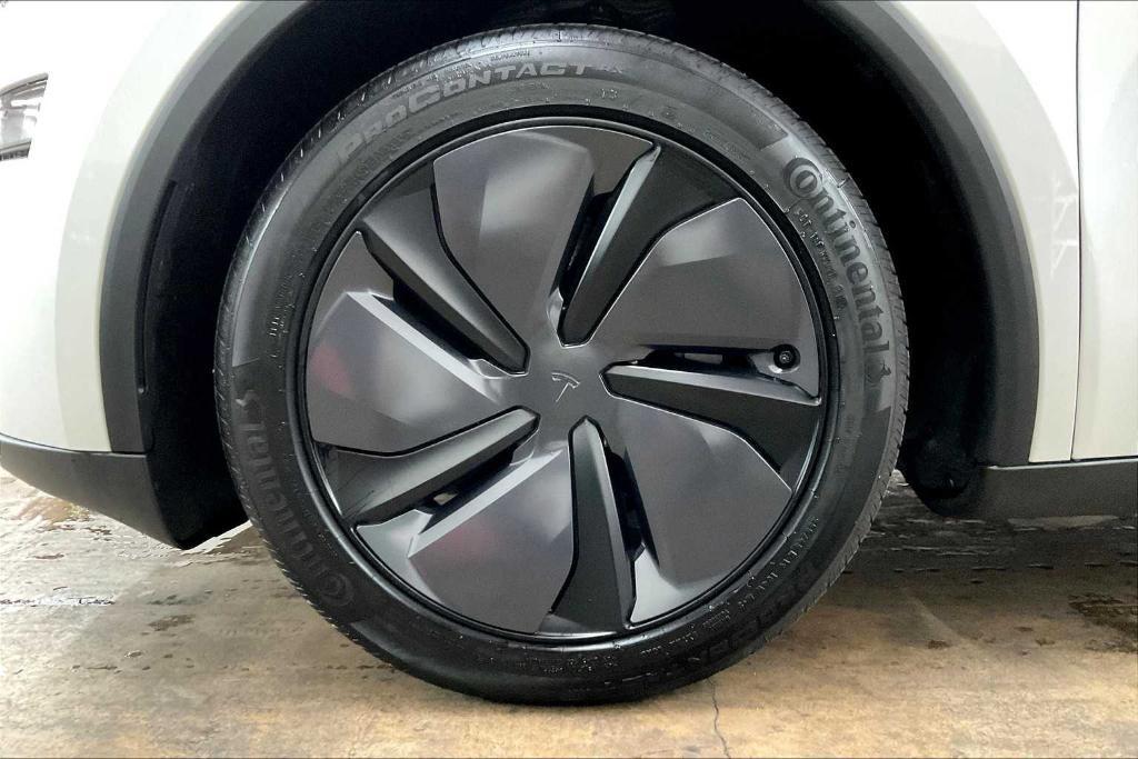 used 2026 Tesla Model Y car, priced at $44,994