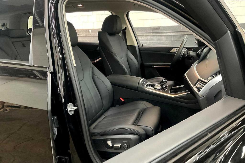 used 2022 BMW X7 car, priced at $42,595