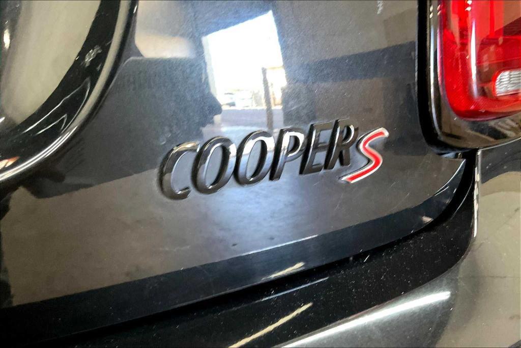 used 2023 MINI Hardtop car, priced at $25,798