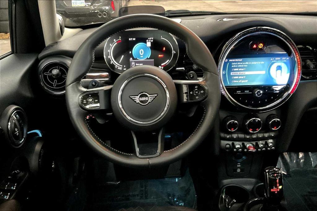 used 2023 MINI Hardtop car, priced at $25,798
