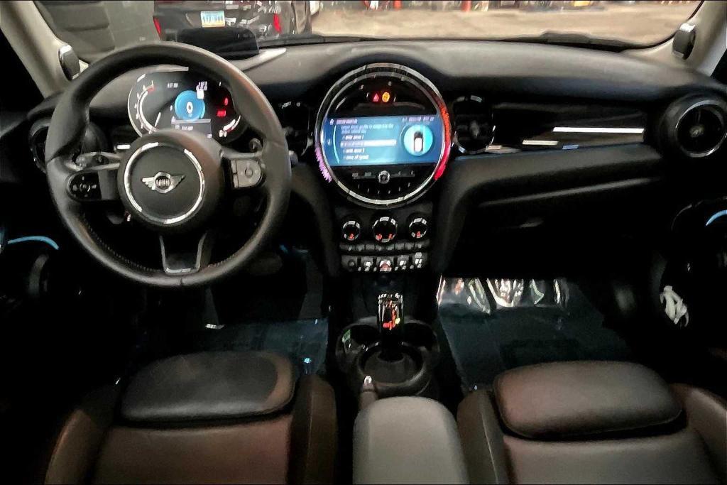 used 2023 MINI Hardtop car, priced at $25,798