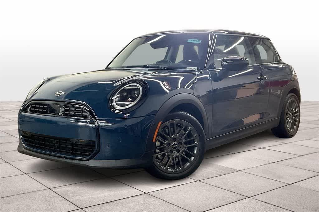 new 2025 MINI Hardtop car, priced at $32,345