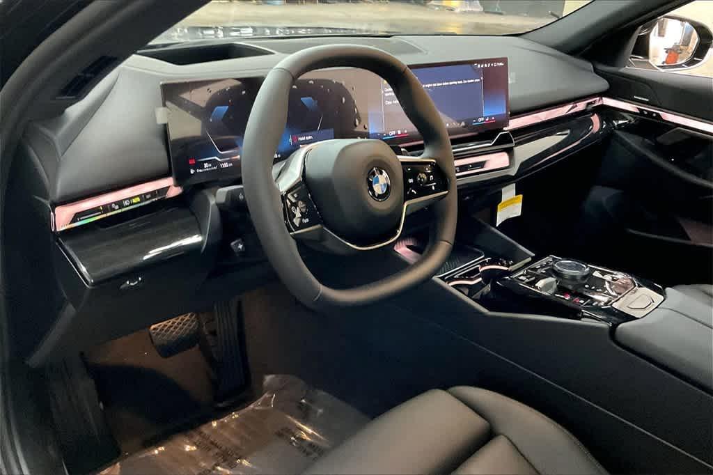 new 2025 BMW 540 car, priced at $70,775