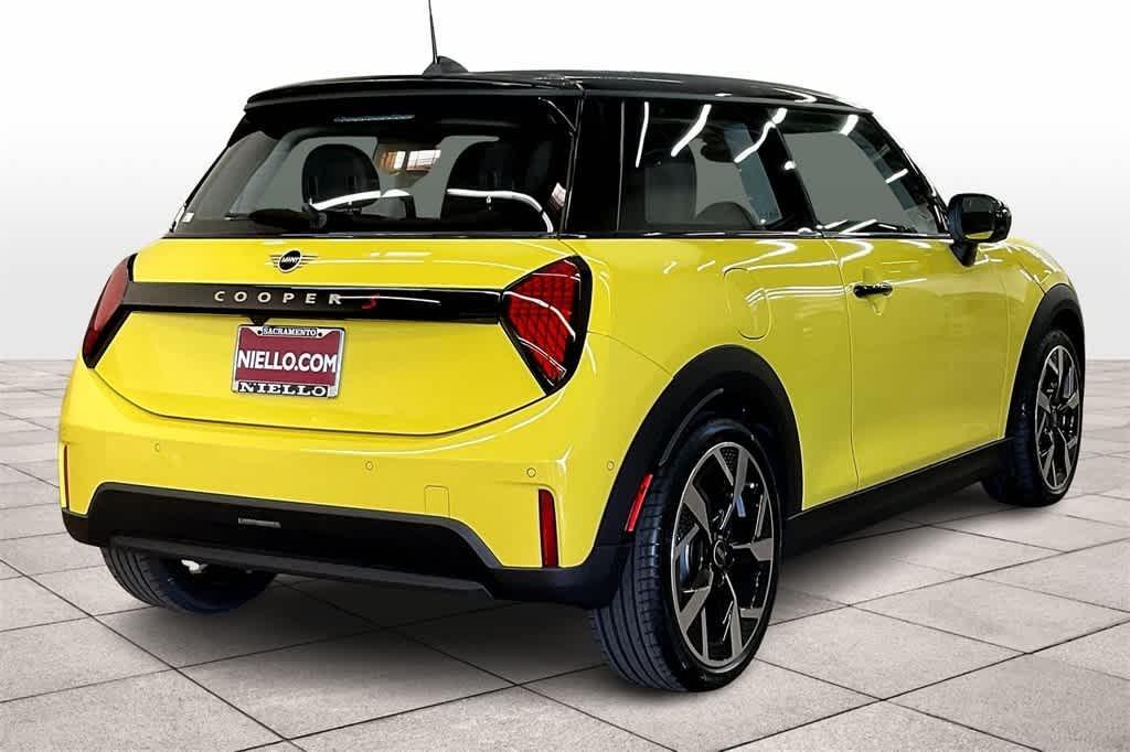 new 2025 MINI Hardtop car, priced at $37,575