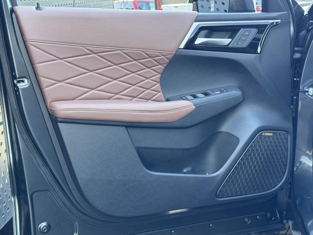 new 2025 Mitsubishi Outlander car, priced at $44,350
