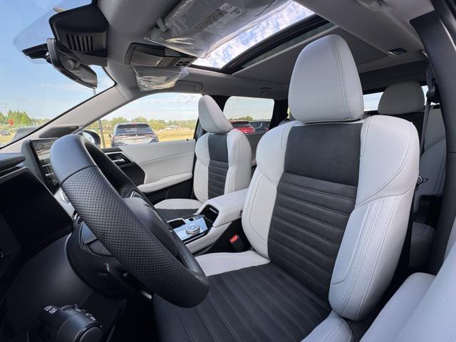 new 2025 Mitsubishi Outlander car, priced at $40,180