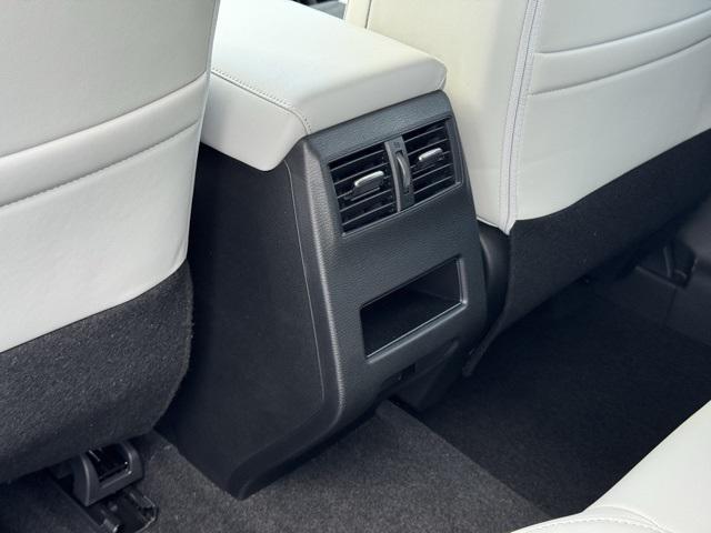 new 2025 Mitsubishi Outlander car, priced at $40,180