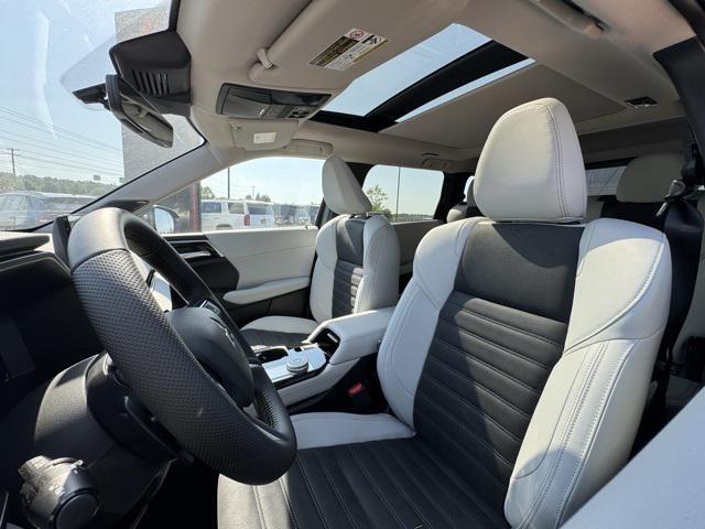new 2025 Mitsubishi Outlander car, priced at $35,991