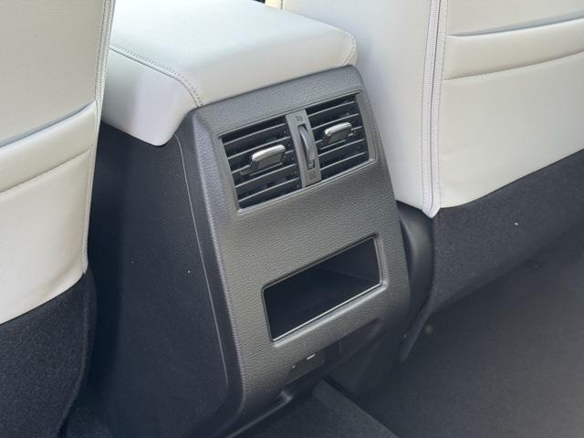 new 2025 Mitsubishi Outlander car, priced at $35,991
