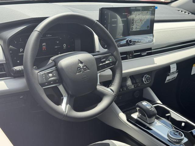 new 2025 Mitsubishi Outlander car, priced at $33,991