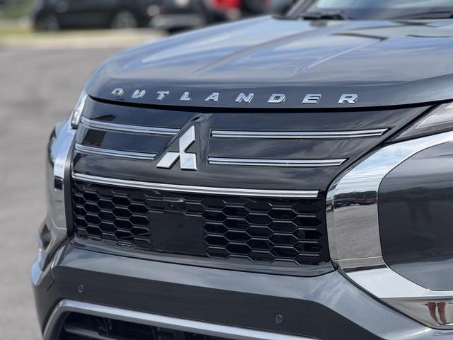 new 2025 Mitsubishi Outlander car, priced at $34,491