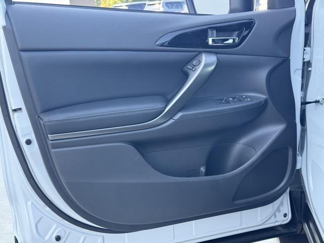 new 2025 Mitsubishi Eclipse Cross car, priced at $33,935