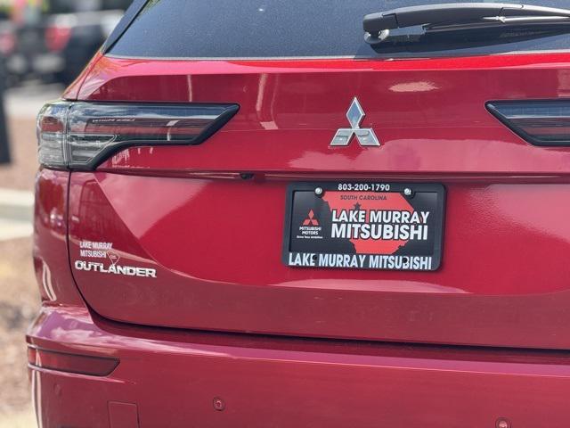 new 2025 Mitsubishi Outlander car, priced at $33,991