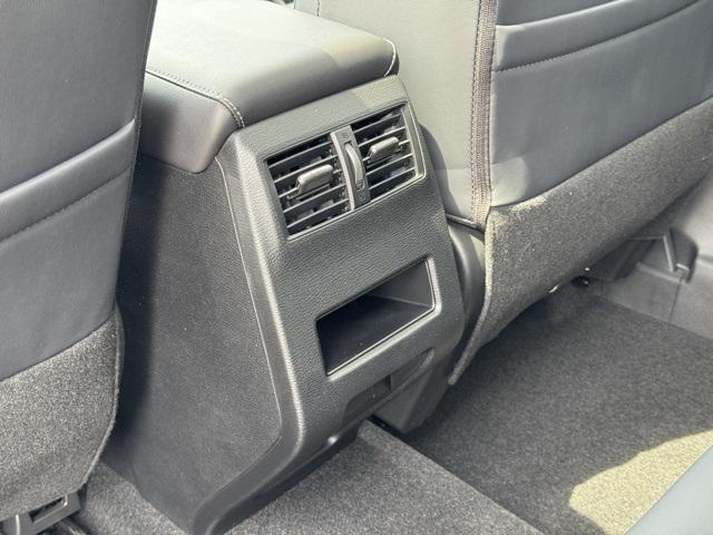 new 2025 Mitsubishi Outlander car, priced at $35,991