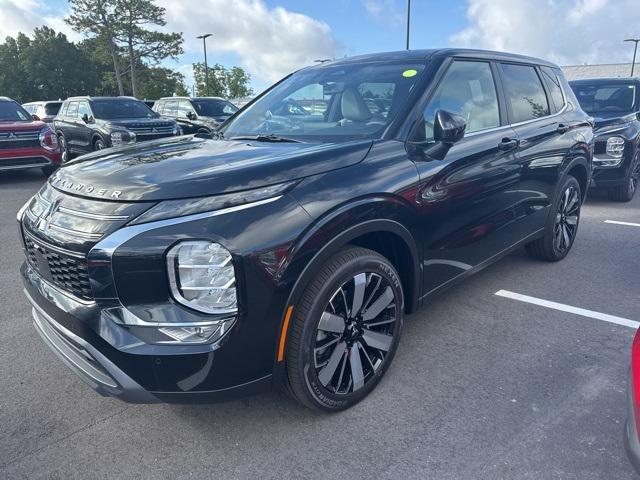 new 2025 Mitsubishi Outlander car, priced at $39,940