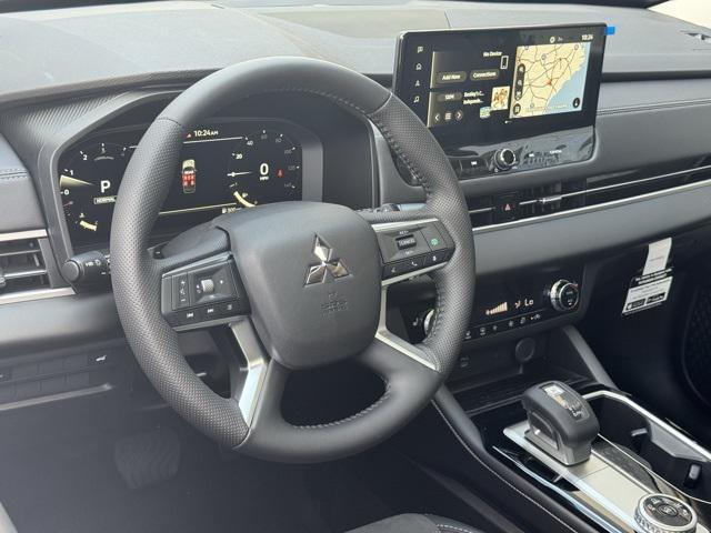 new 2025 Mitsubishi Outlander car, priced at $39,940