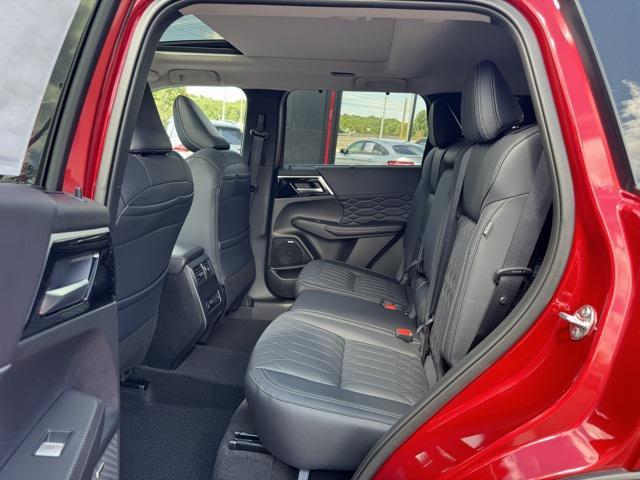 new 2025 Mitsubishi Outlander car, priced at $35,991