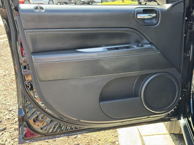 used 2015 Jeep Compass car, priced at $3,991