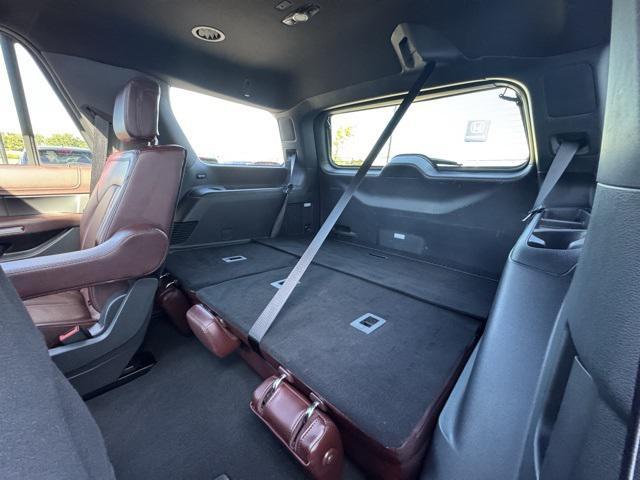 used 2024 Ford Expedition car, priced at $53,691