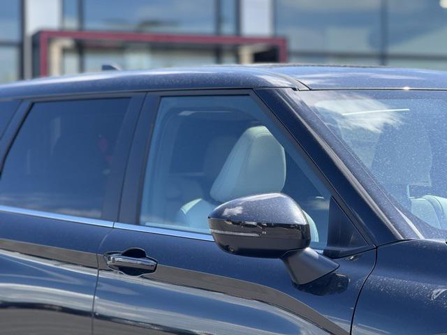 new 2025 Mitsubishi Outlander car, priced at $33,991