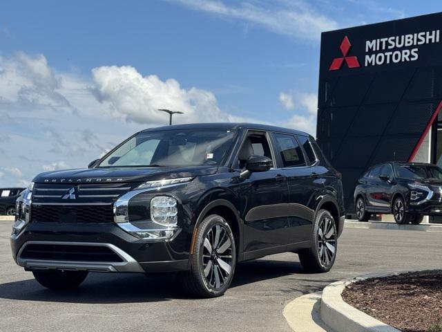 new 2025 Mitsubishi Outlander car, priced at $33,991