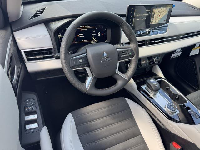 new 2025 Mitsubishi Outlander car, priced at $33,991