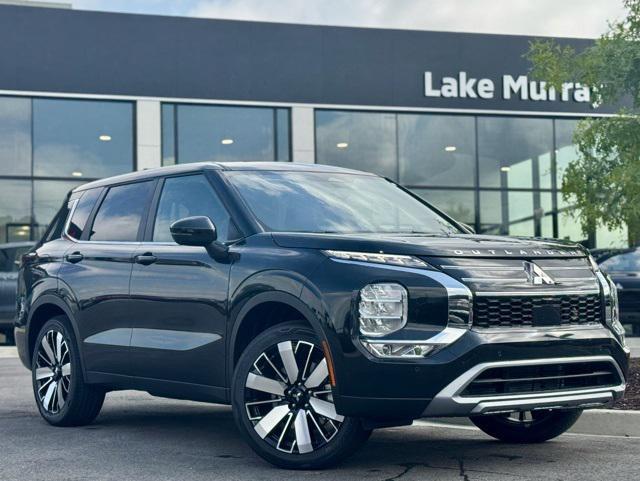 new 2025 Mitsubishi Outlander car, priced at $39,940
