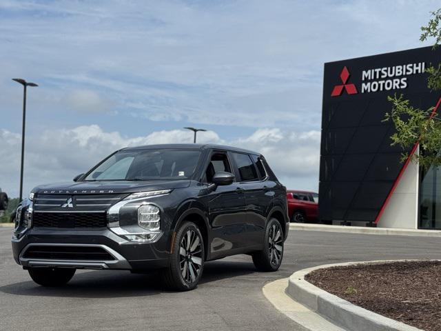 new 2025 Mitsubishi Outlander car, priced at $33,491