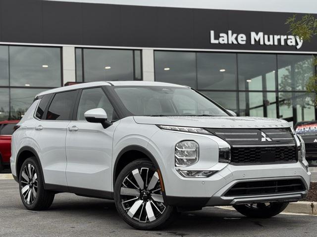 new 2025 Mitsubishi Outlander car, priced at $39,940