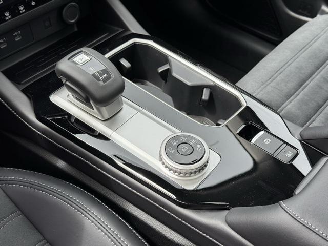 new 2025 Mitsubishi Outlander car, priced at $39,345